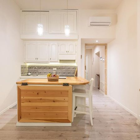 Marco'S Stylish Home In The Heart Of Cagliari Kültér fotó
